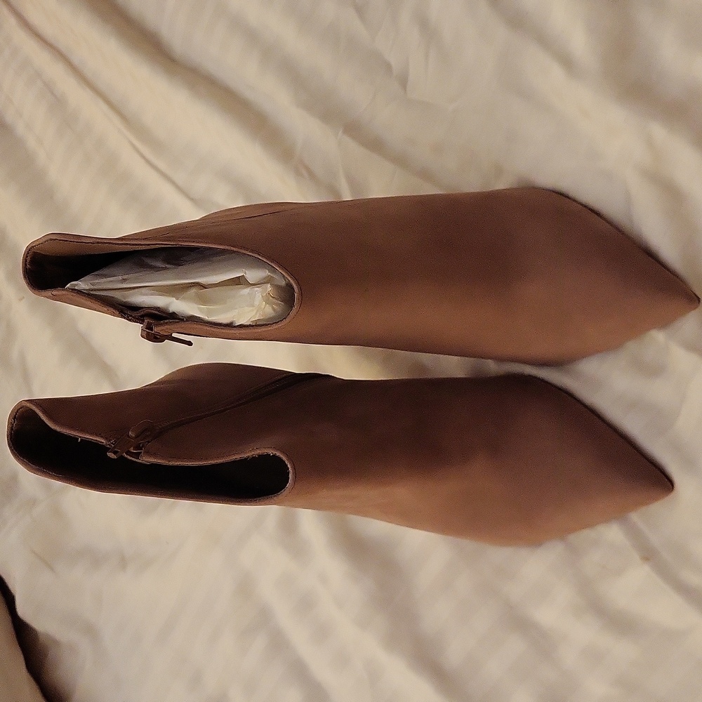 Womans Suede Booties